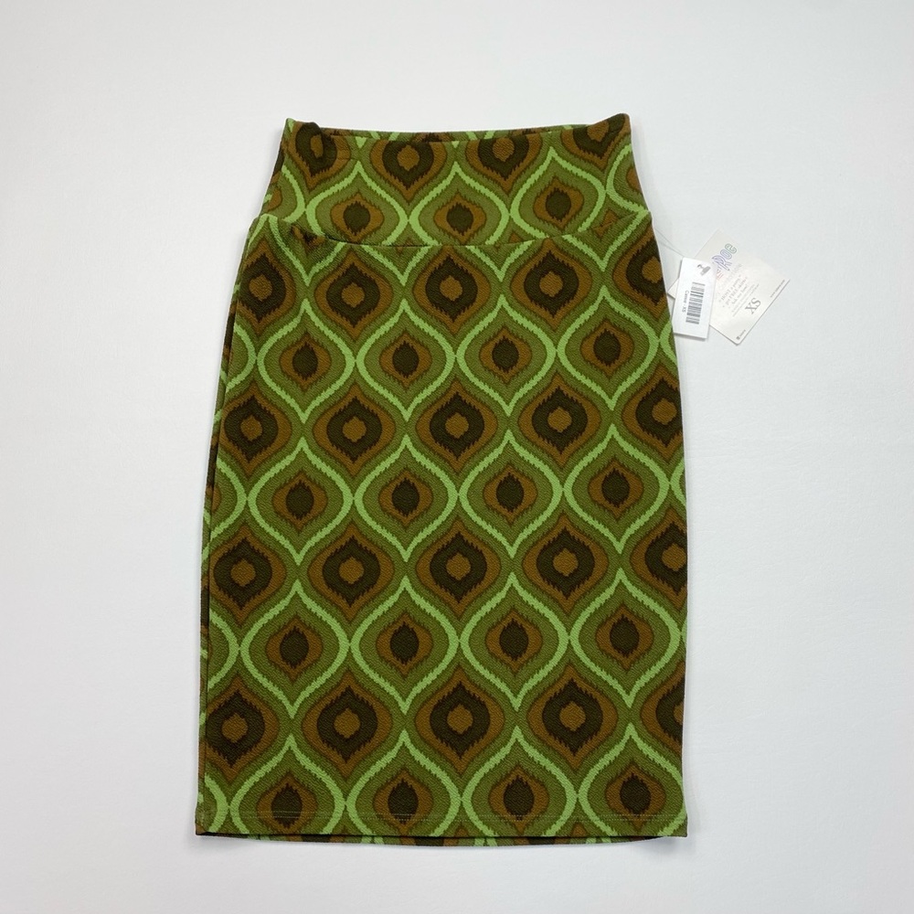 NEW! Women’s LulaRoe Cassie Skirt Size XS W/Tags